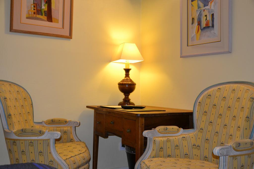 Hotellerie De L'Esplanade Rians  Rom bilde
