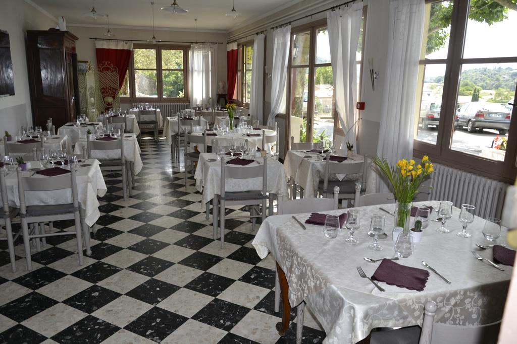 Hotellerie De L'Esplanade Rians  Eksteriør bilde